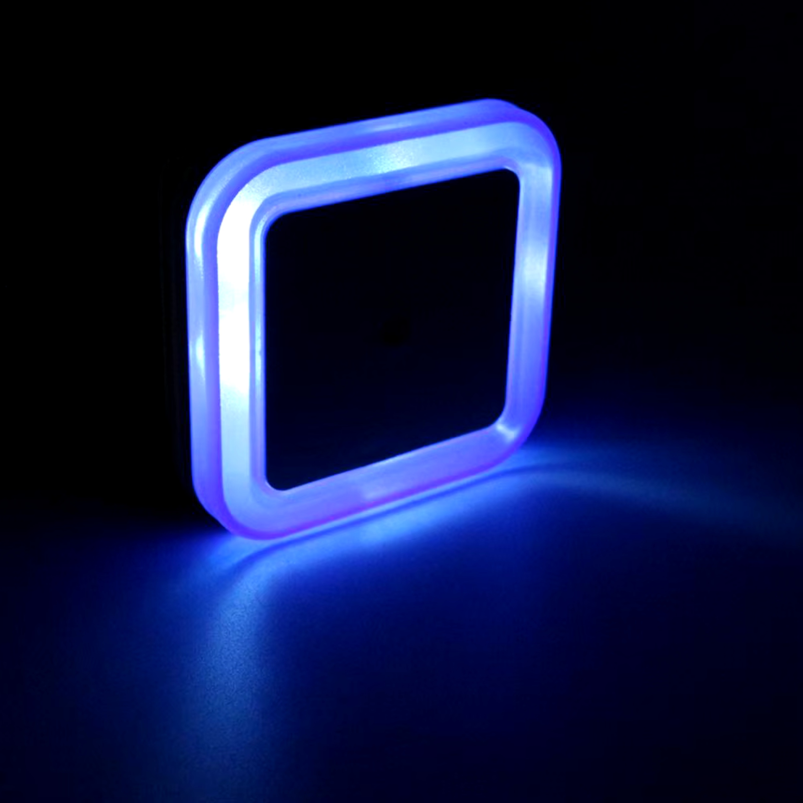 LED NAKTINIS LEMPAS KONTAKTINEI SUTEMSOS JUTIKLIAMS VAIKAMS MIGAMOJOJE