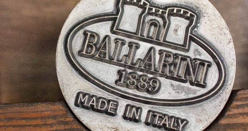 Ballarini Salina Granitium Indukcinis puodas su 2 rankenomis ir dangteliu 4,7 l