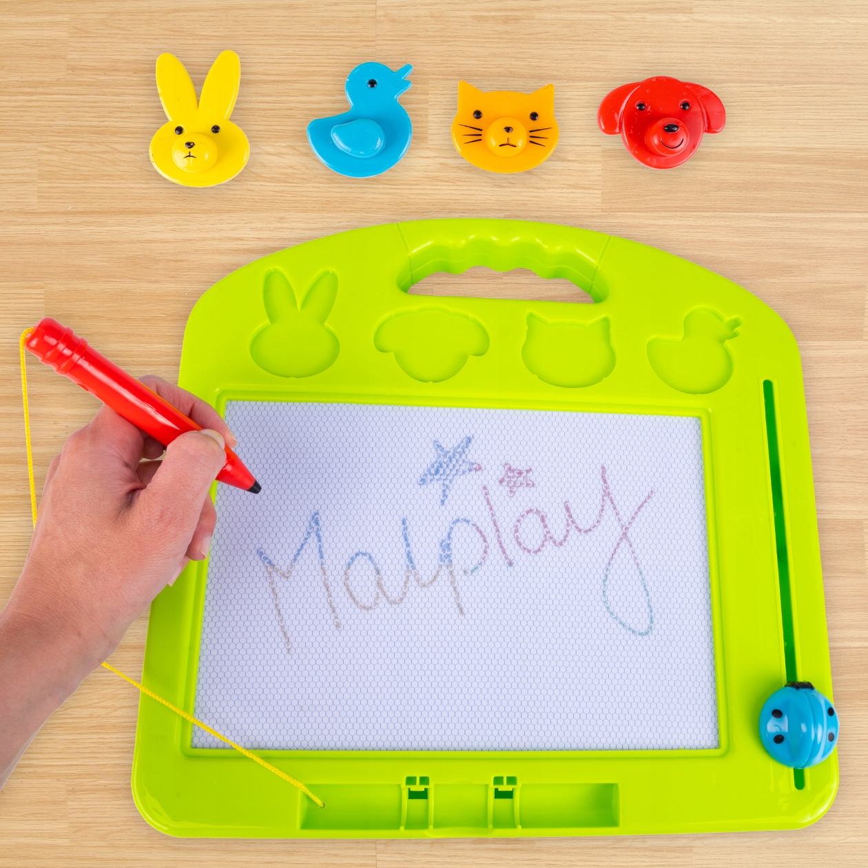MalPlay spalvota magnetinė lenta su antspaudais