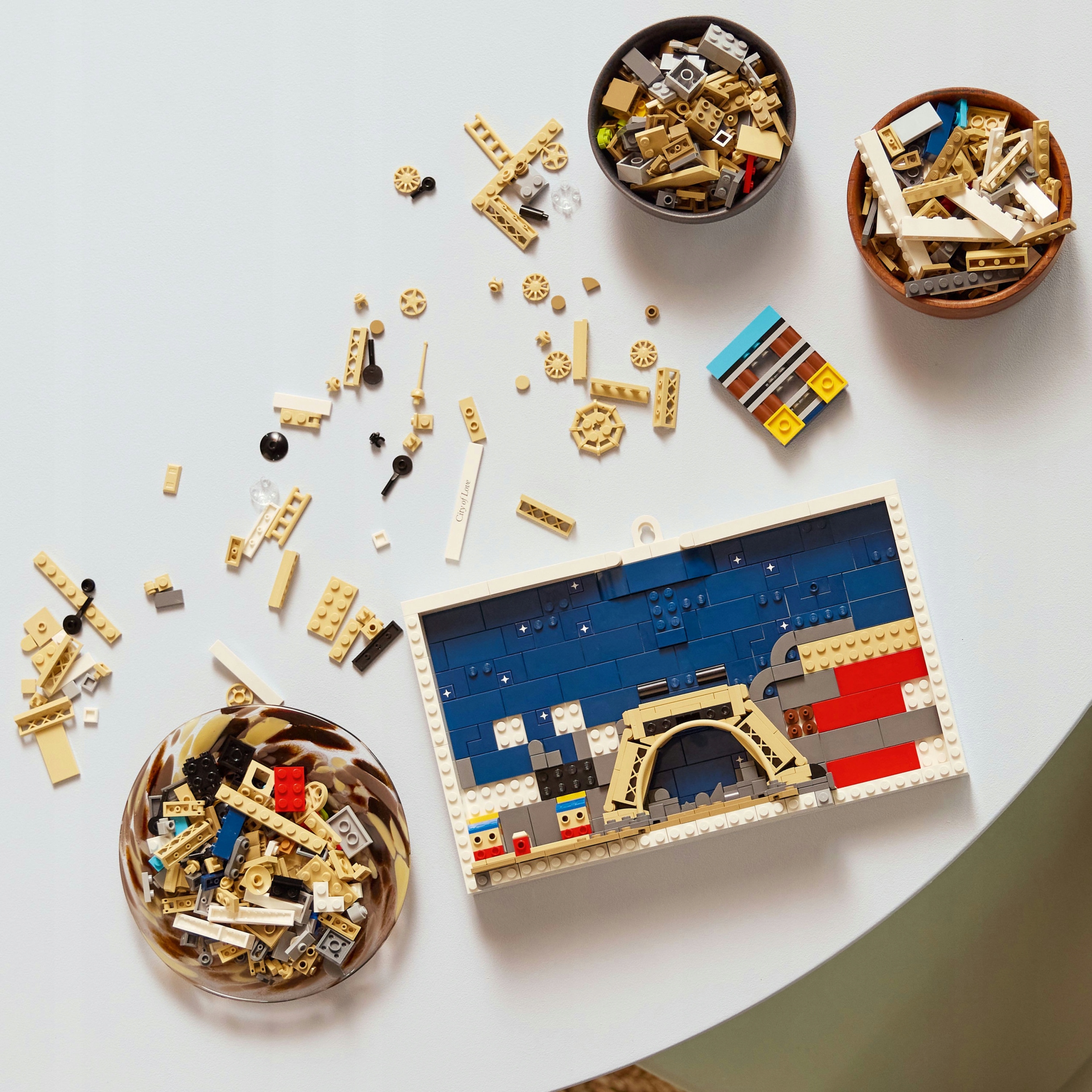 LEGO Architecture Paris – Meilės miestas 21064