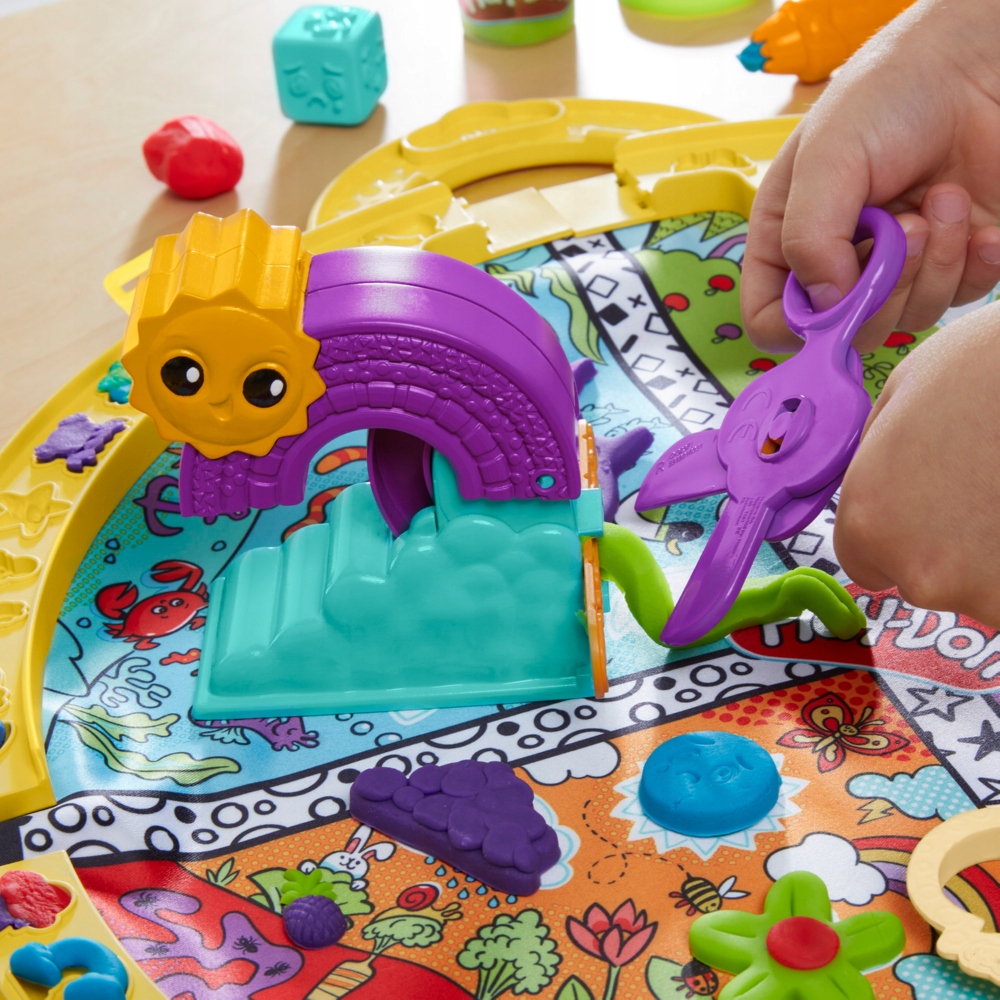 PLAY-DOH CASTRY RINKINYS DIDELIS SULANKSTAMAS NEŠIOJAMAS KILIMAS 43cm + 19 PRIEDŲ