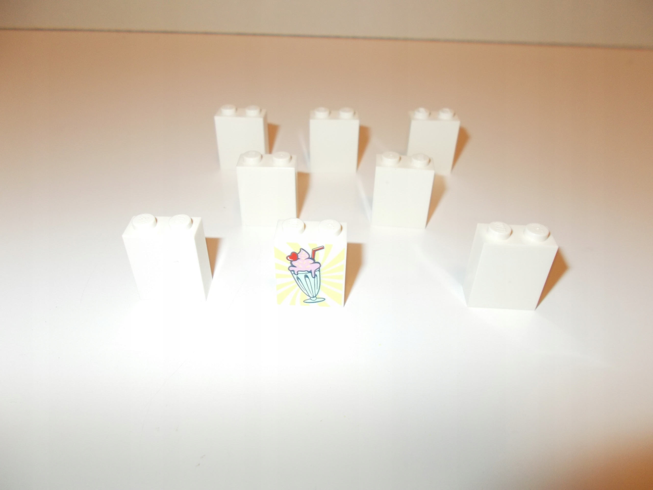 LEGO POSTS 1X2X2 BALTAS**SMERPHIC**
