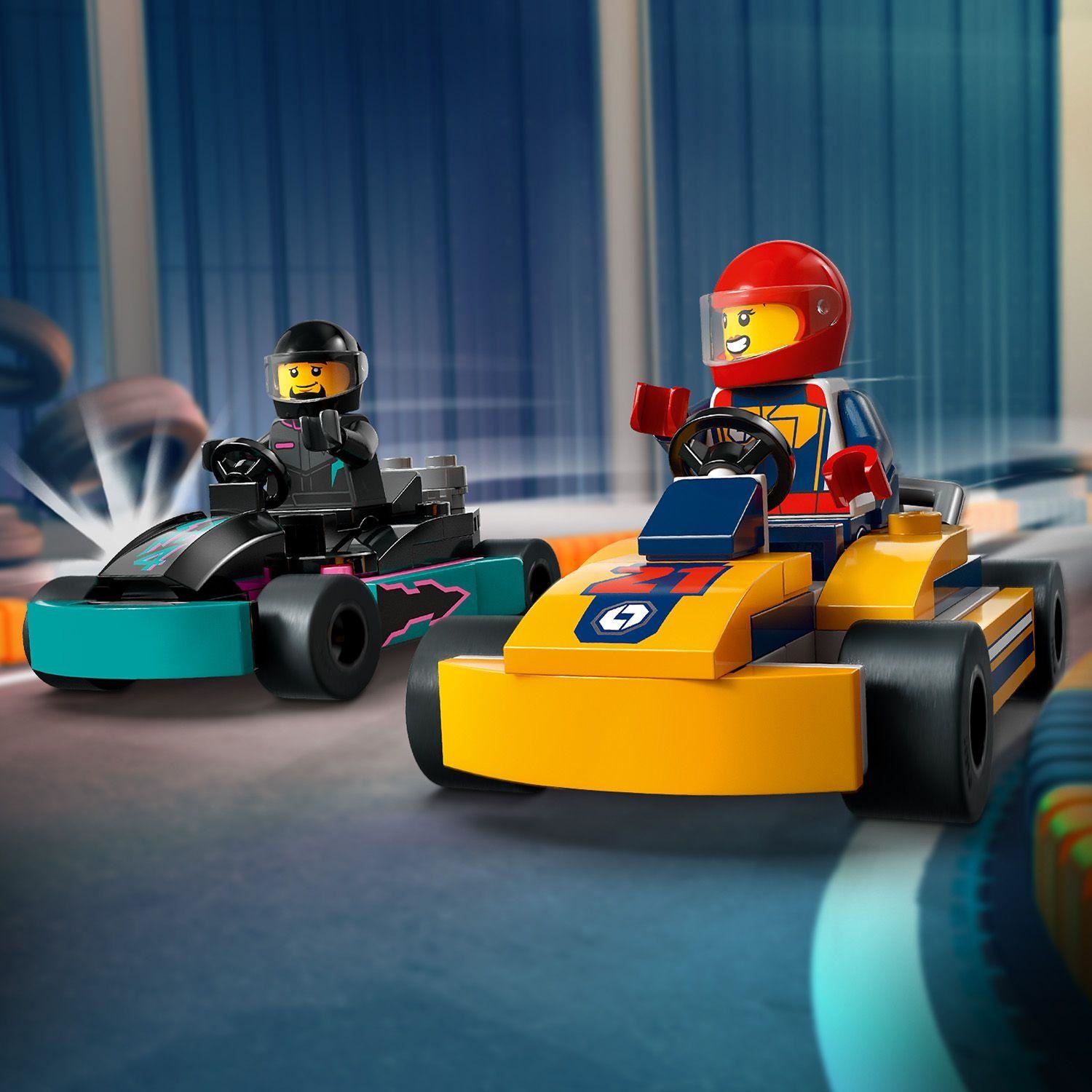 LEGO City 60400 kartingas ir lenktynininkai