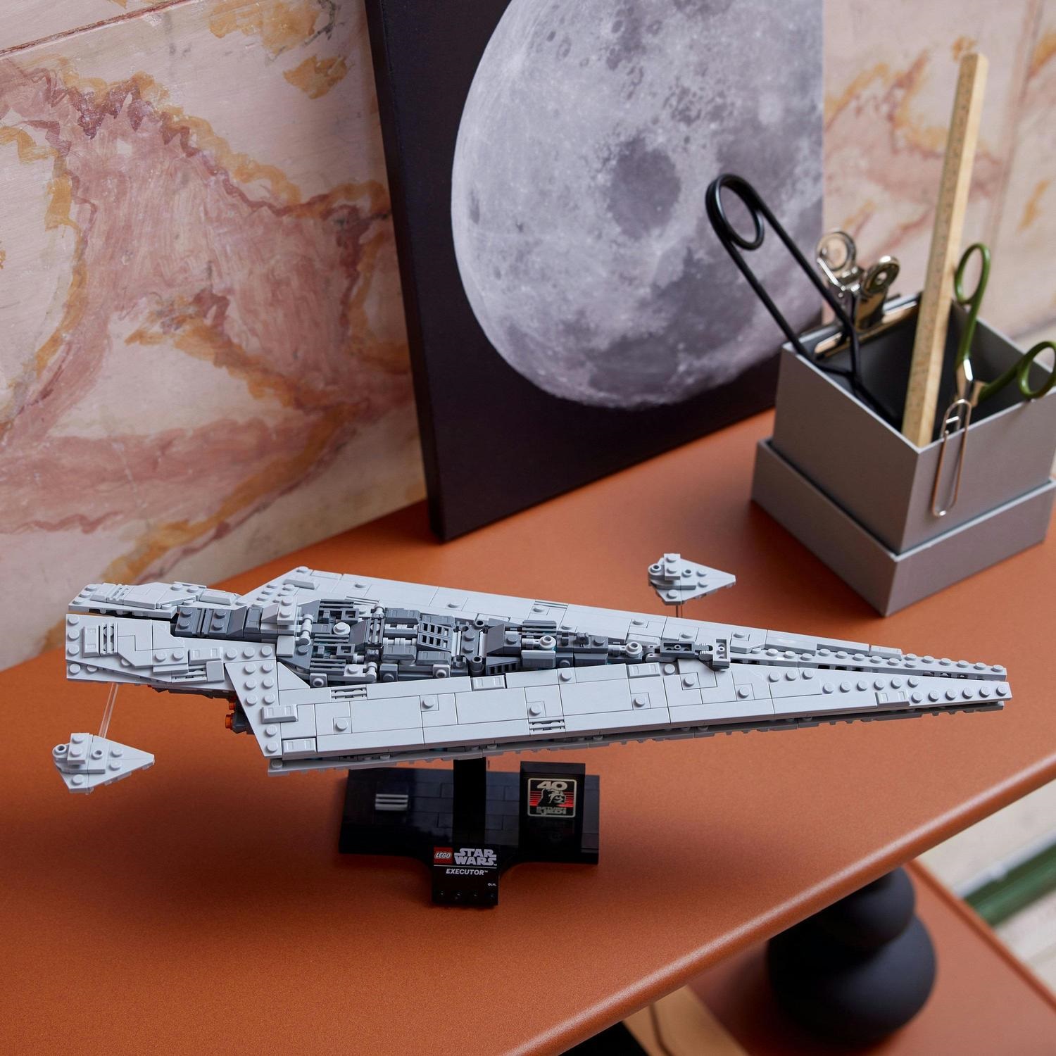 LEGO Star Wars kaladėlės 75356 Vykdytojų klasės žvaigždžių naikintojas