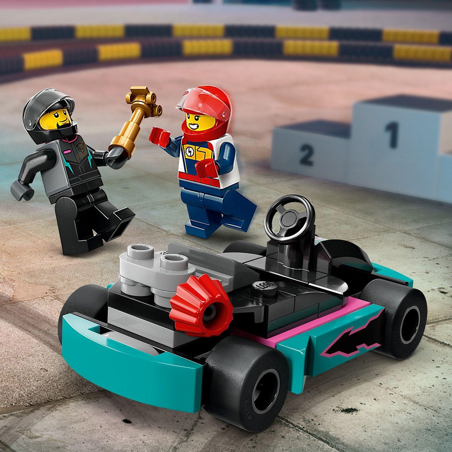 LEGO City 60400 kartingas ir lenktynininkai
