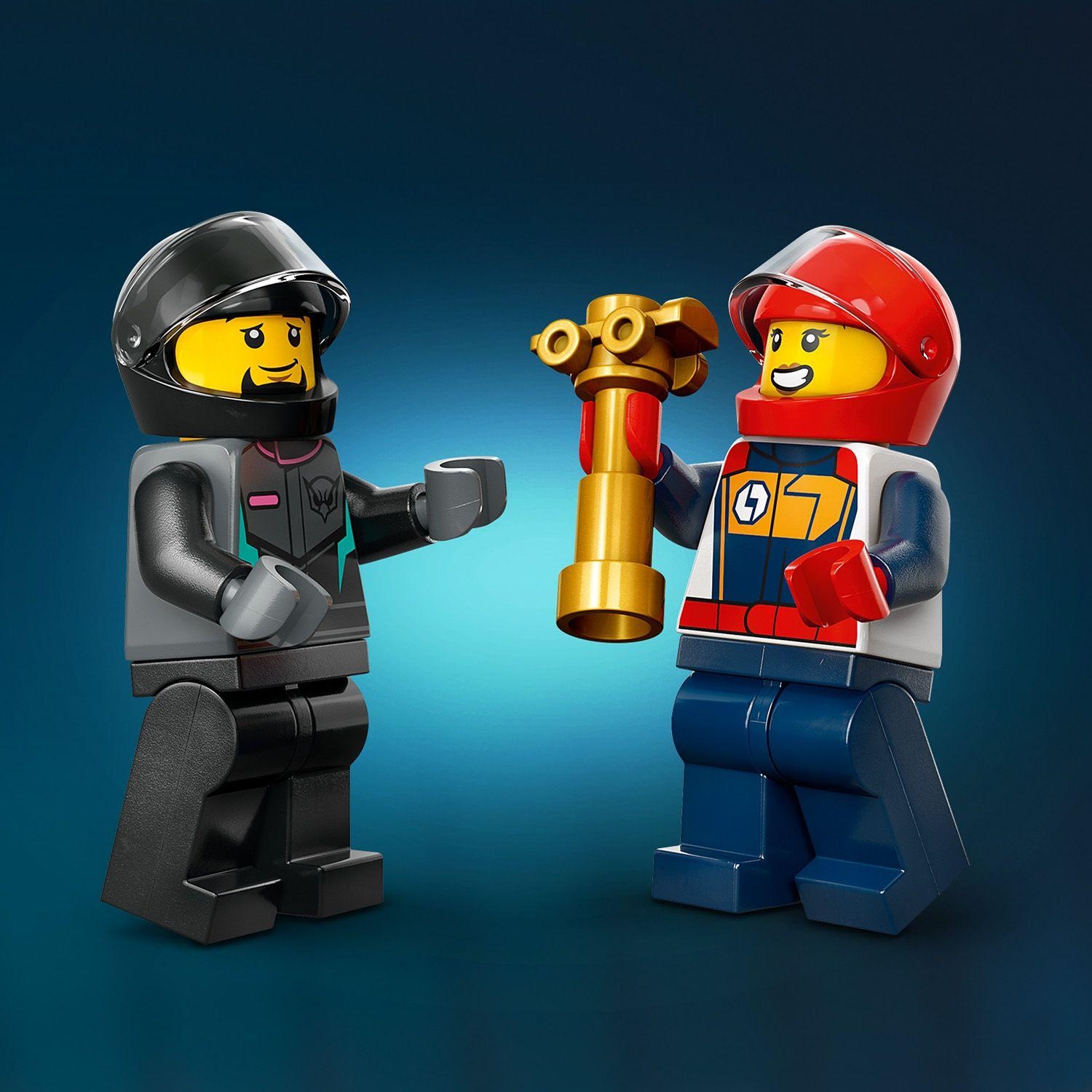 LEGO City 60400 kartingas ir lenktynininkai