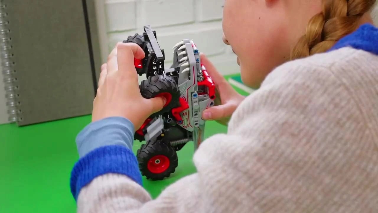 LEGO Technic Monster Jam ThunderROARus 42200