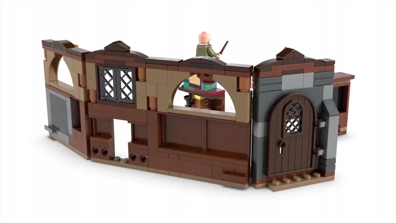 LEGO Harry Potter Hogvarto pilis 76442 užburtu pamokos