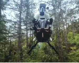 Flying motorcycle zooms at 124 mph without touching the ground Flying motorcycle zooms at 124 mph without touching the ground