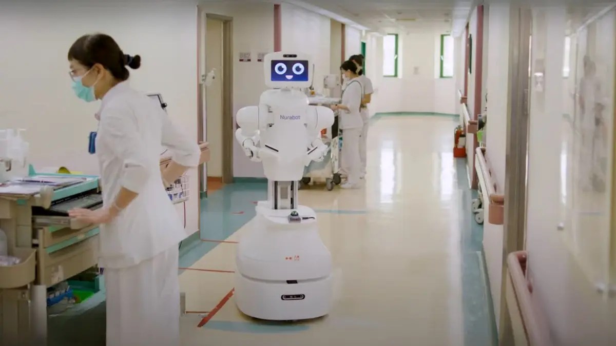 AI robots help nurses beat burnout and transform hospital care AI robots help nurses beat burnout and transform hospital care