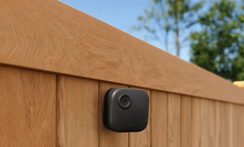 Flashing security cameras are up to 64 percent off this first Prime Day deal Flashing security cameras are up to 64 percent off this first Prime Day deal