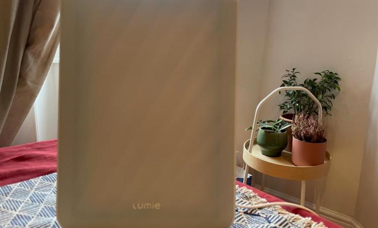 This SAD lamp makes winter almost bearable This SAD lamp makes winter almost bearable