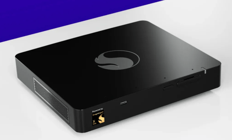 Qualcomm uses its Windows on ARM PC dev kit Qualcomm uses its Windows on ARM PC dev kit