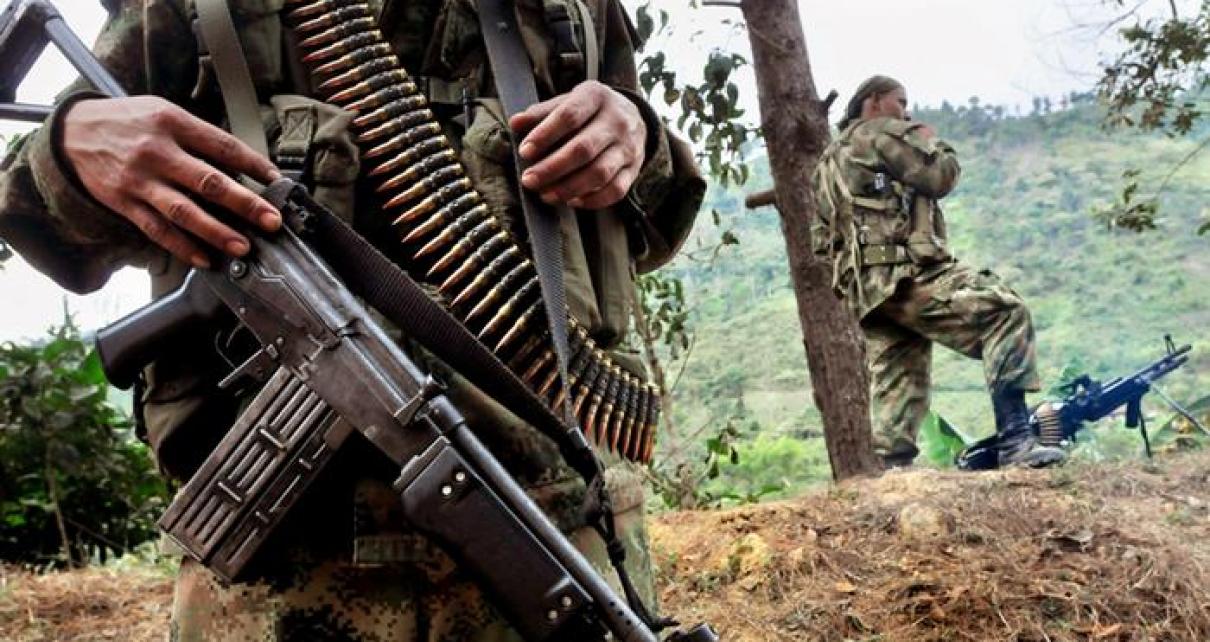 Colombia: bombardeo a disidencias FARC deja 20 muertos, 7 menores de edad Colombia: bombardeo a disidencias FARC deja 20 muertos, 7 menores de edad