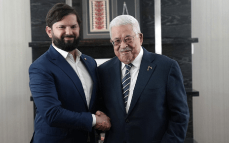 Presidente palestino pide a Boric apoyo para un alto al fuego en Gaza Presidente palestino pide a Boric apoyo para un alto al fuego en Gaza