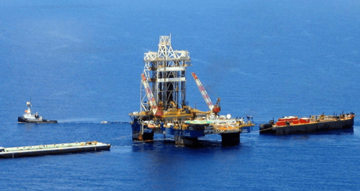 Petróleo WTI supera US$ 104 impulsado por ataques en Irán y crisis en estrecho de Ormuz Petróleo WTI supera US$ 104 impulsado por ataques en Irán y crisis en estrecho de Ormuz