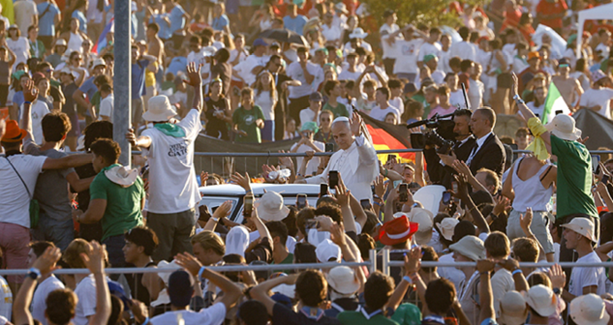 Miles de jóvenes en vigilia de oración con León XIV: «Año Santo» de la Iglesia Miles de jóvenes en vigilia de oración con León XIV: «Año Santo» de la Iglesia