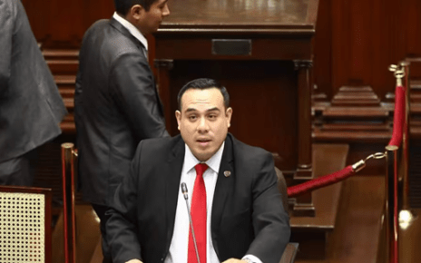 Presidente peruano felicita a Kast y lo invita a un Gabinete Binacional Presidente peruano felicita a Kast y lo invita a un Gabinete Binacional