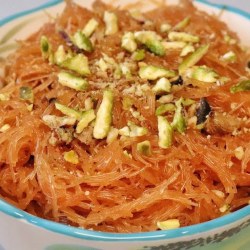 Resep Pastel Isi Bihun yang Renyah dan Gurih Resep Pastel Isi Bihun yang Renyah dan Gurih