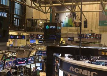 Stocks Settle Lower on Weakness in Chipmakers Stocks Settle Lower on Weakness in Chipmakers