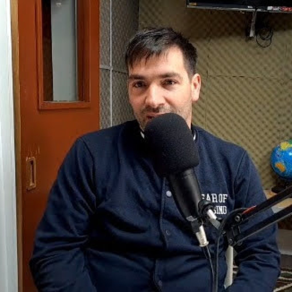 ELECCIONES EN PAMPAYASTA SUD: FRANCO PALUDI EN FM 2000 ELECCIONES EN PAMPAYASTA SUD: FRANCO PALUDI EN FM 2000