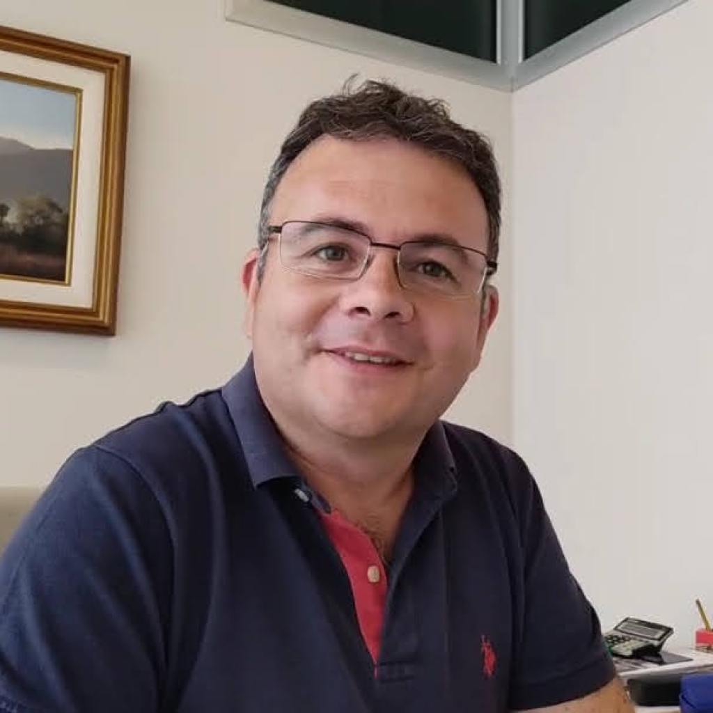 LA VENCEDORA CUMPLE 103 AÑOS! HABLAMOS CON SU GERENTE ARIEL FERREYRA. LA VENCEDORA CUMPLE 103 AÑOS! HABLAMOS CON SU GERENTE ARIEL FERREYRA.