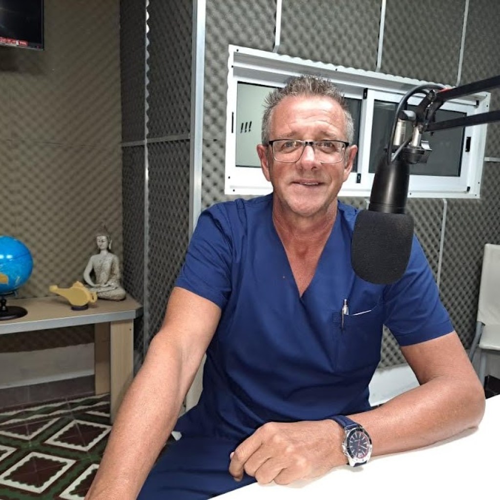 EL DR. RICARDO BIANCHINI, CANDIDATO DE LA UCR, VISITÓ FM 2000 EL DR. RICARDO BIANCHINI, CANDIDATO DE LA UCR, VISITÓ FM 2000