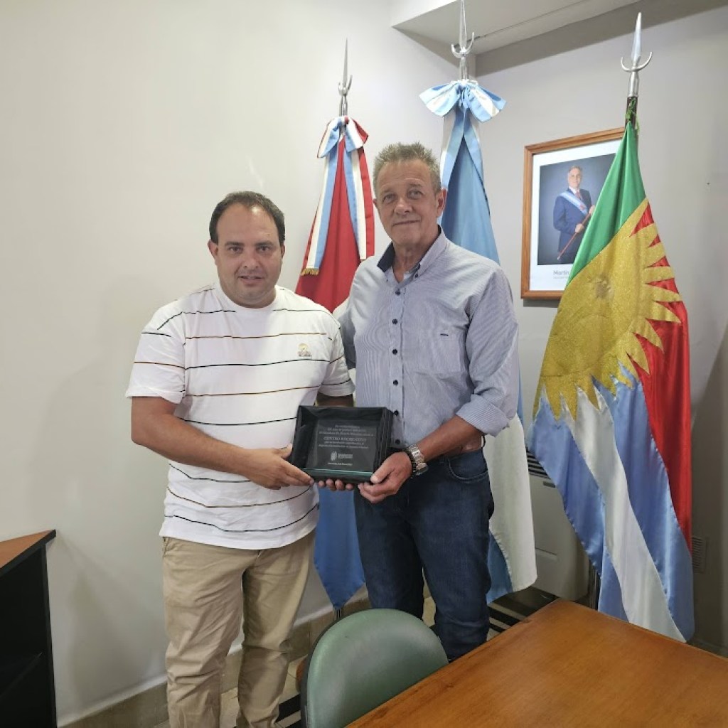 100 AÑOS CENTRO RECREATIVO 100 AÑOS CENTRO RECREATIVO