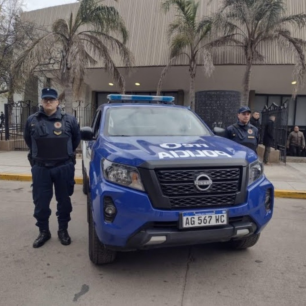 MÓVIL POLICIAL CERO KILÓMETRO PARA LA DEPARTAMENTAL MÓVIL POLICIAL CERO KILÓMETRO PARA LA DEPARTAMENTAL