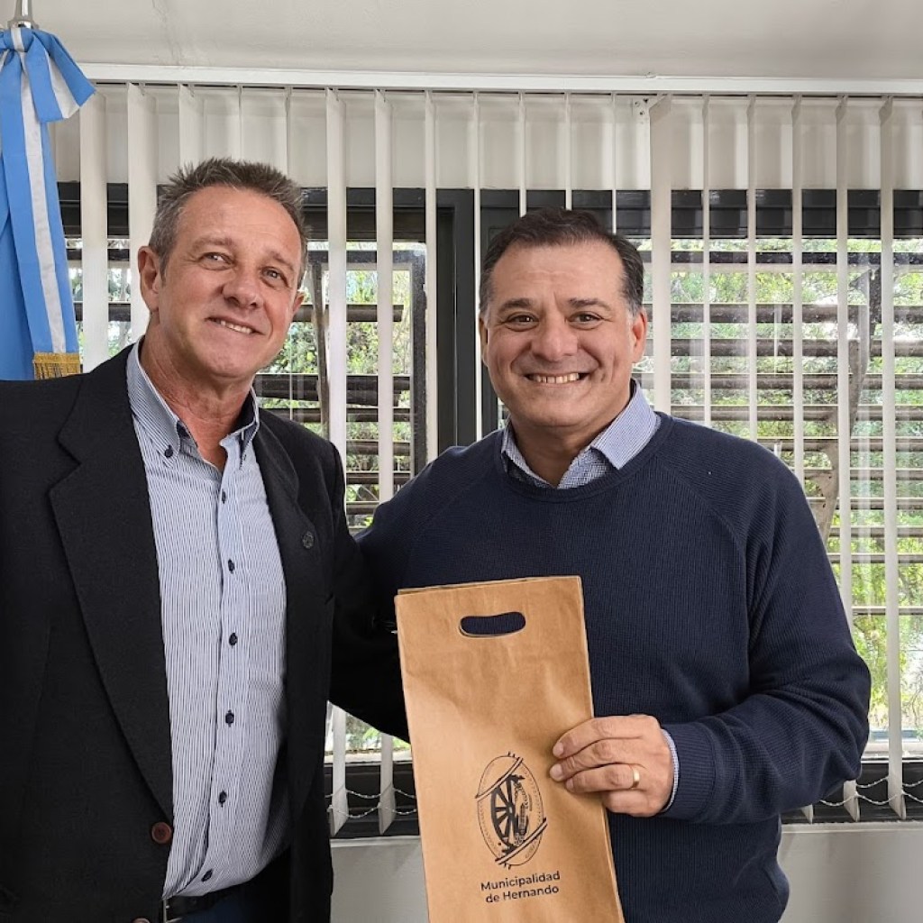 BIANCHINI SE REUNIÓ CON EL PRESIDENTE DE LA AGENCIA CÓRDOBA TURISMO BIANCHINI SE REUNIÓ CON EL PRESIDENTE DE LA AGENCIA CÓRDOBA TURISMO