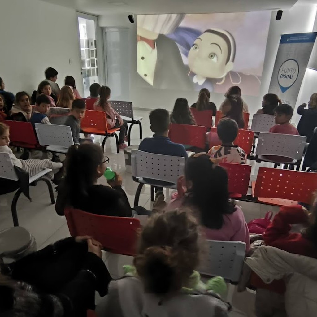 CINE EN VACACIONES DE INVIERNO CINE EN VACACIONES DE INVIERNO