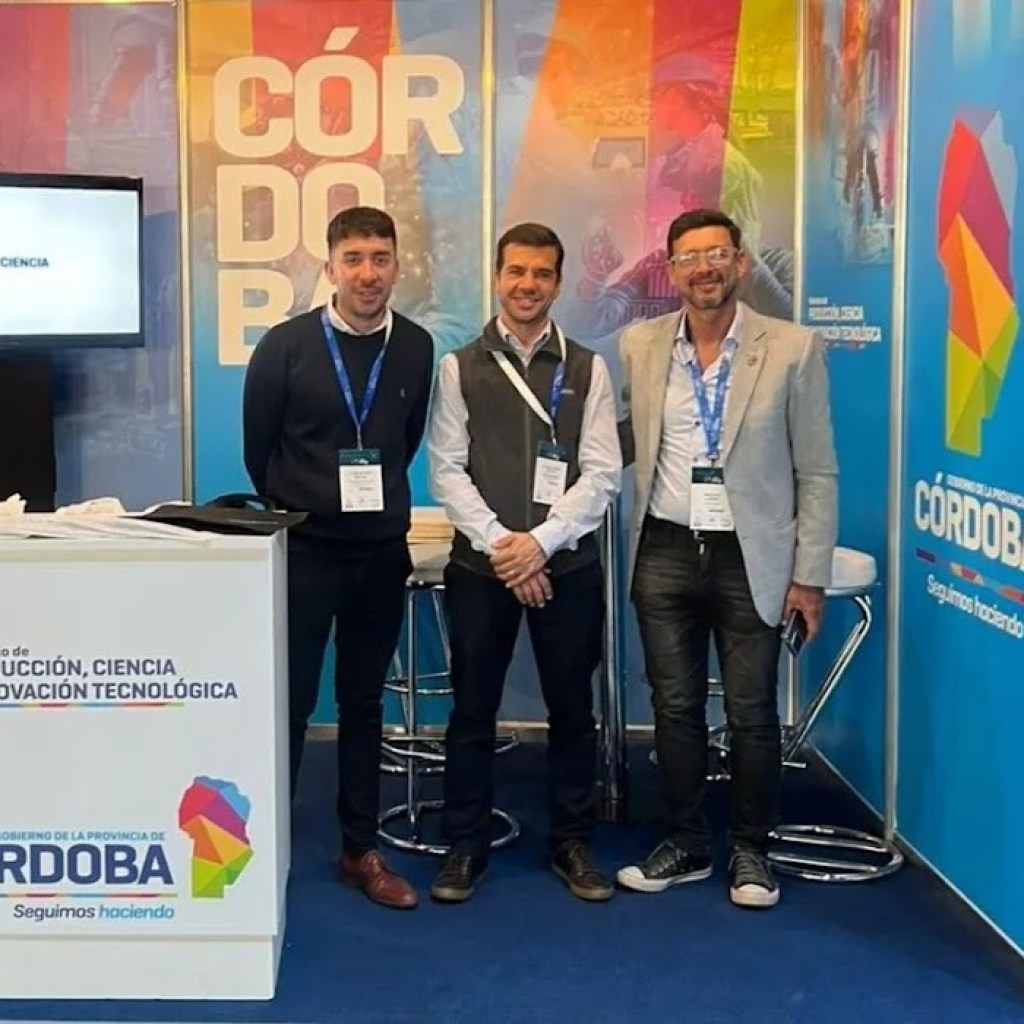 HERNANDO EN LA MUESTRA «SOMOS INDUSTRIA» HERNANDO EN LA MUESTRA «SOMOS INDUSTRIA»