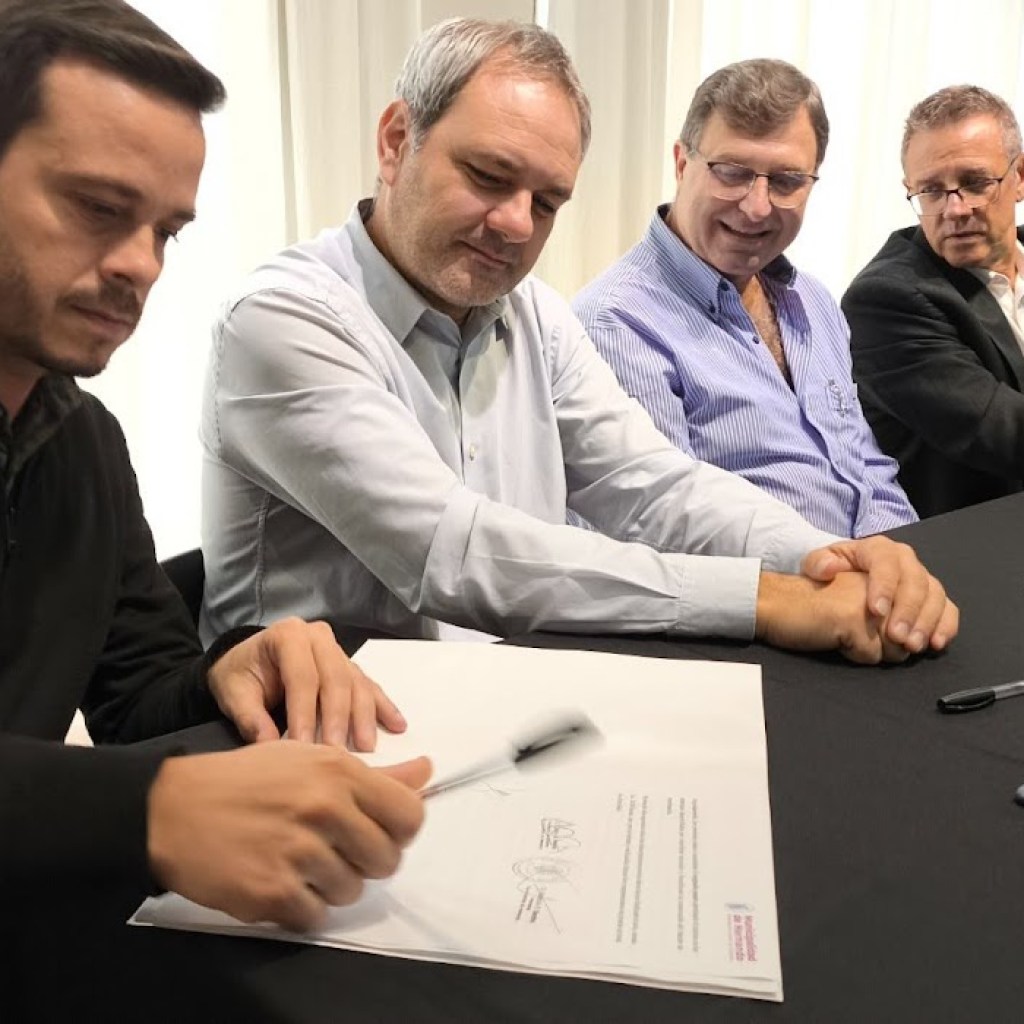 CONTINÚAN LAS GESTIONES POR EL PARQUE INDUSTRIAL II CONTINÚAN LAS GESTIONES POR EL PARQUE INDUSTRIAL II