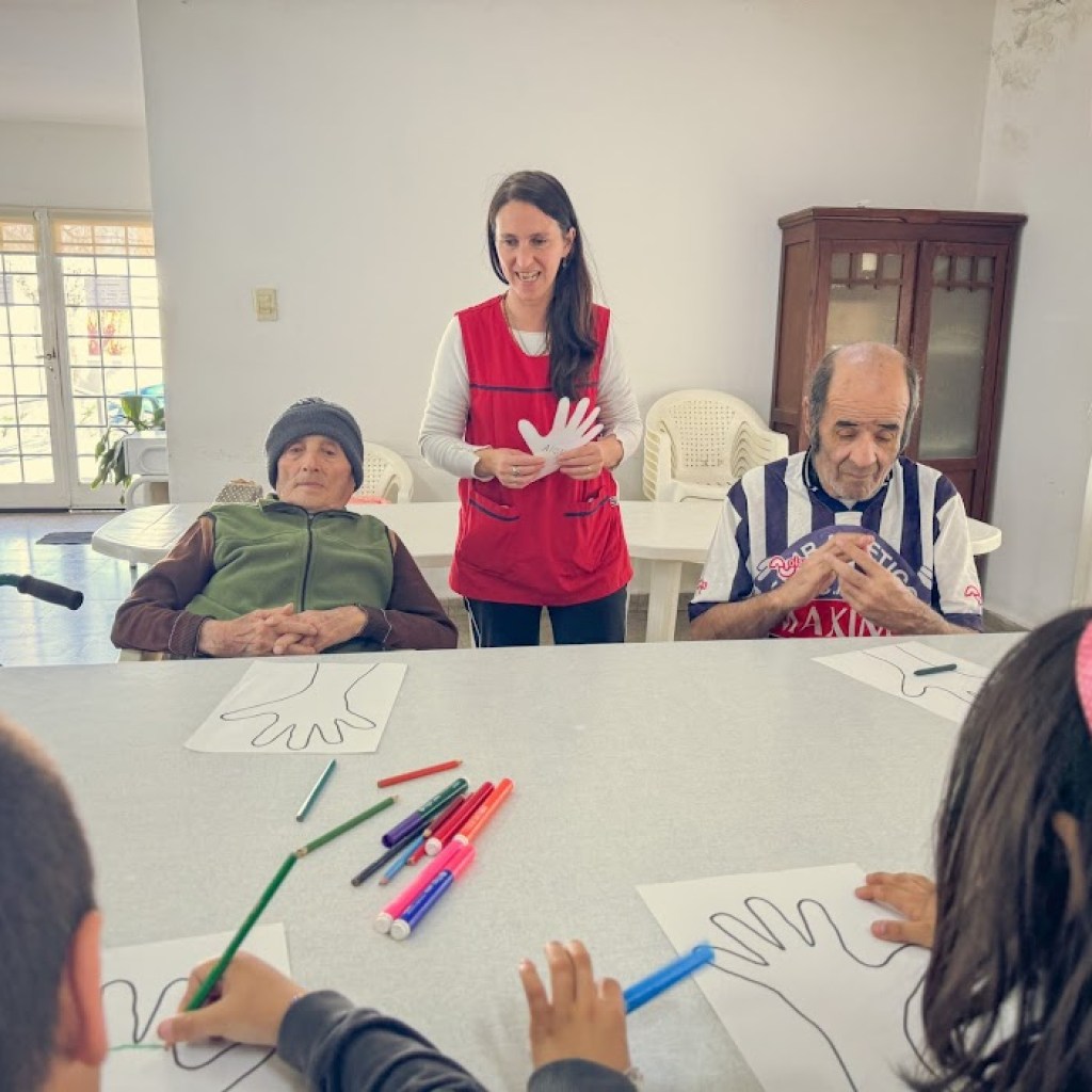 PROYECTO MANOS DEL CIELO EN EL HOGAR MUNICIPAL AMADEO SABATTINI PROYECTO MANOS DEL CIELO EN EL HOGAR MUNICIPAL AMADEO SABATTINI