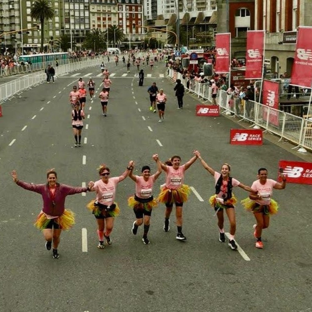 HERNANDO RUNNING TEAM PRESENTE EN MAR DEL PLATA, EN UNA DE LAS CARRERAS MAS CONVOCANTES DEL PAÍS. HERNANDO RUNNING TEAM PRESENTE EN MAR DEL PLATA, EN UNA DE LAS CARRERAS MAS CONVOCANTES DEL PAÍS.