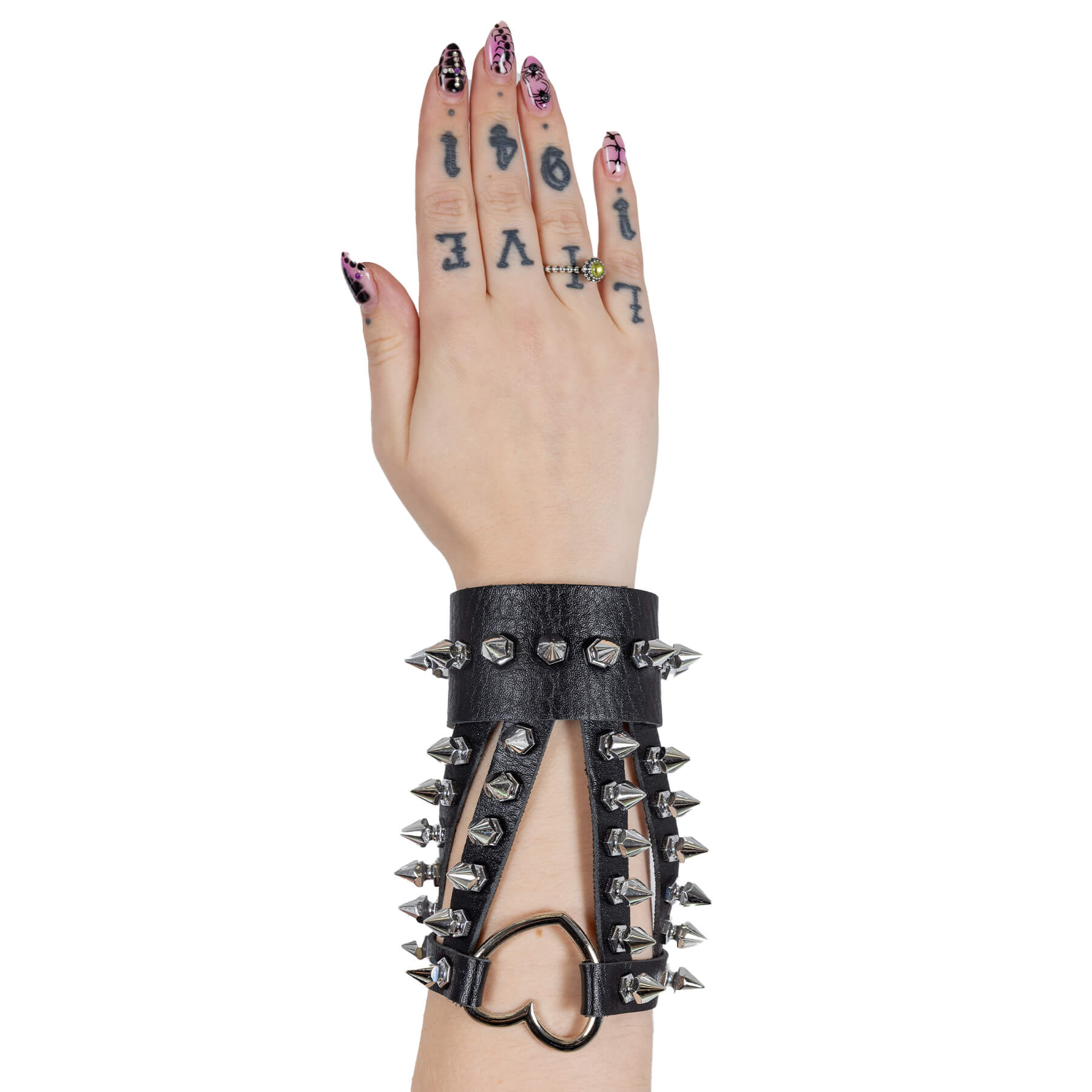 MORIA HEART STUD BRACELET
