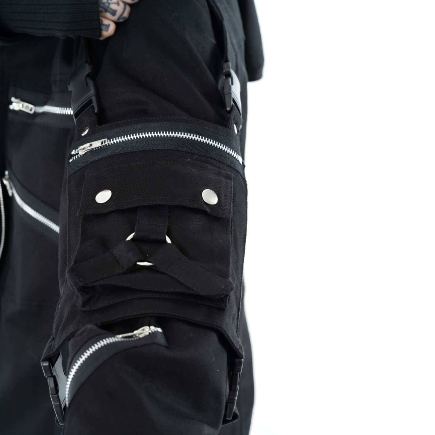 DARIEN JACKET – BLACK
