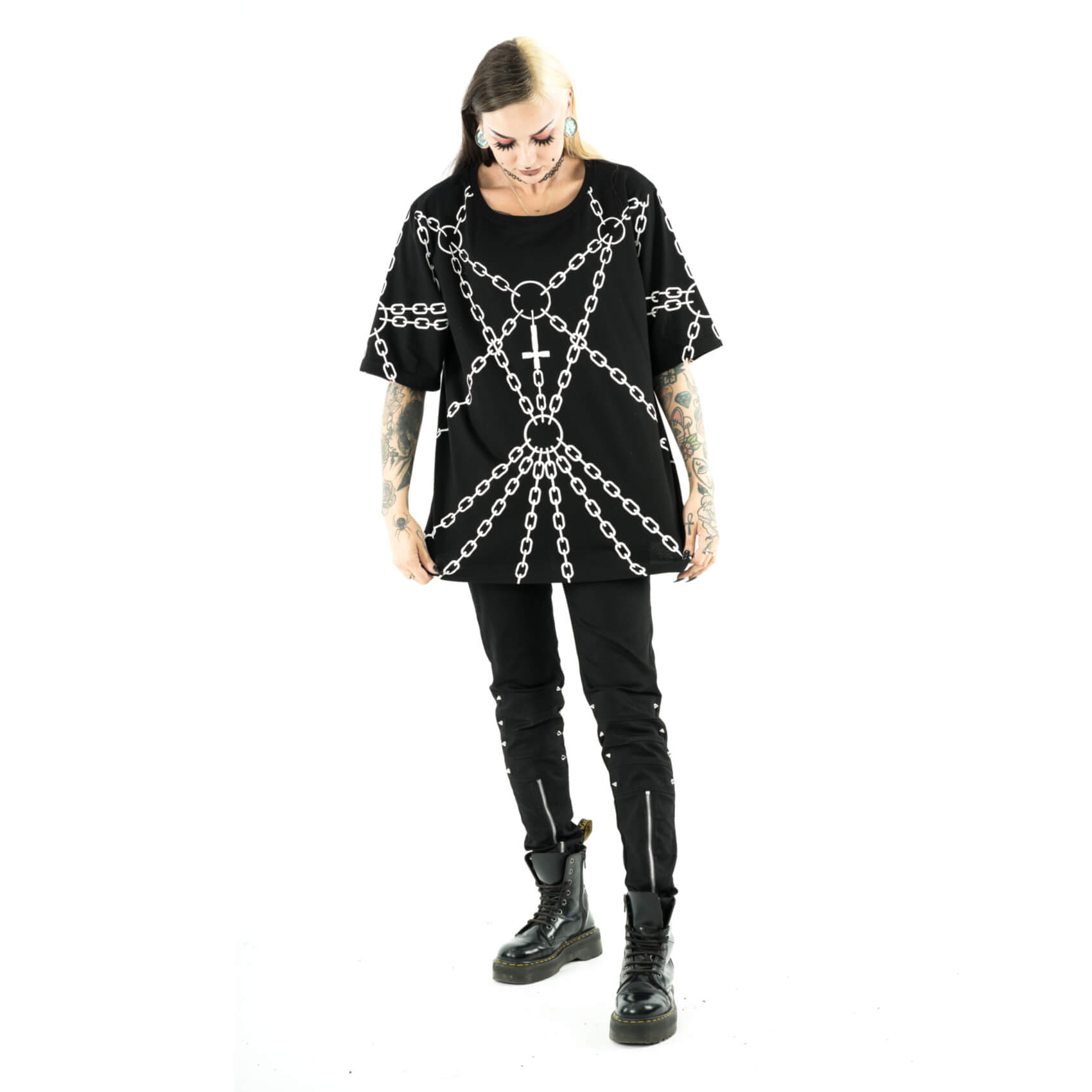 ENCHAINED TOP – BLACK