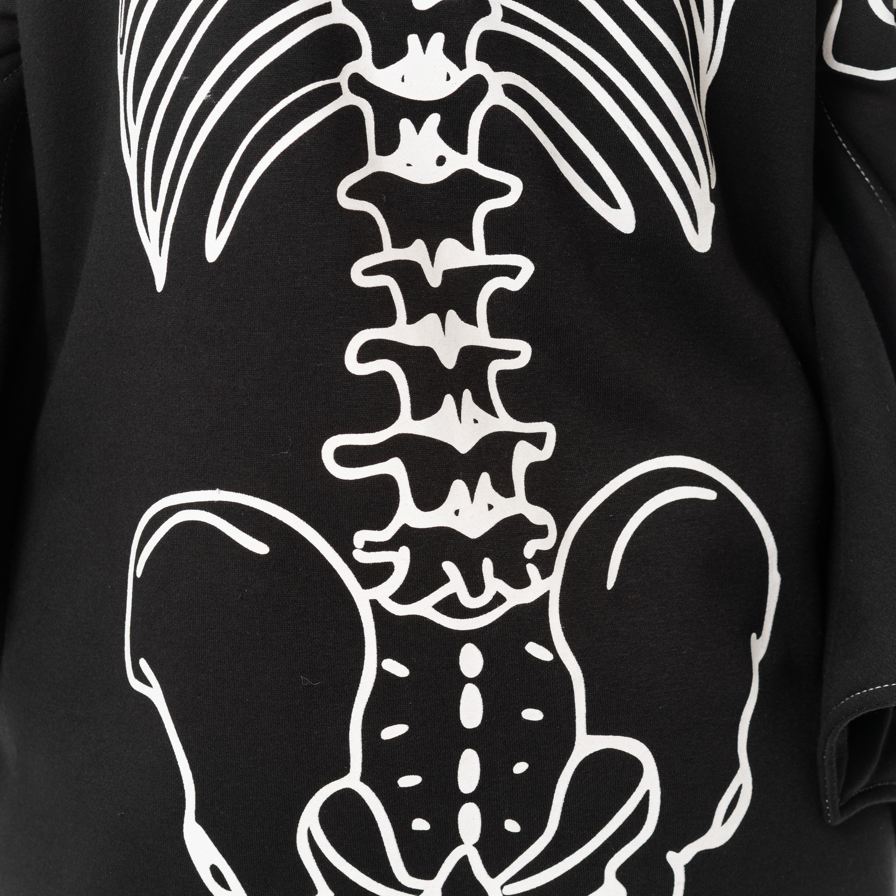 ANATOMY BAT HOOD – BLACK