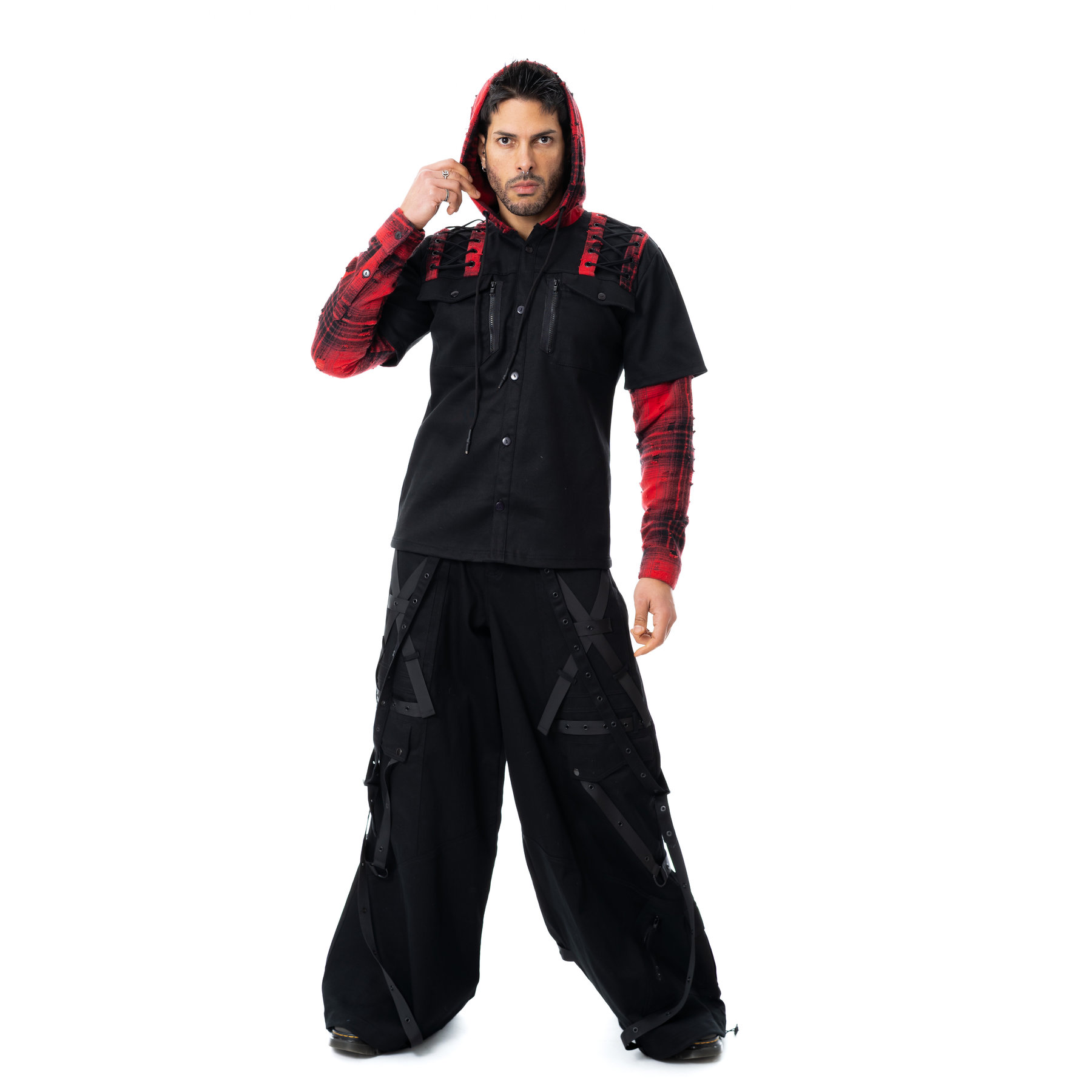 ELLERY SHACKET – BLACK/RED