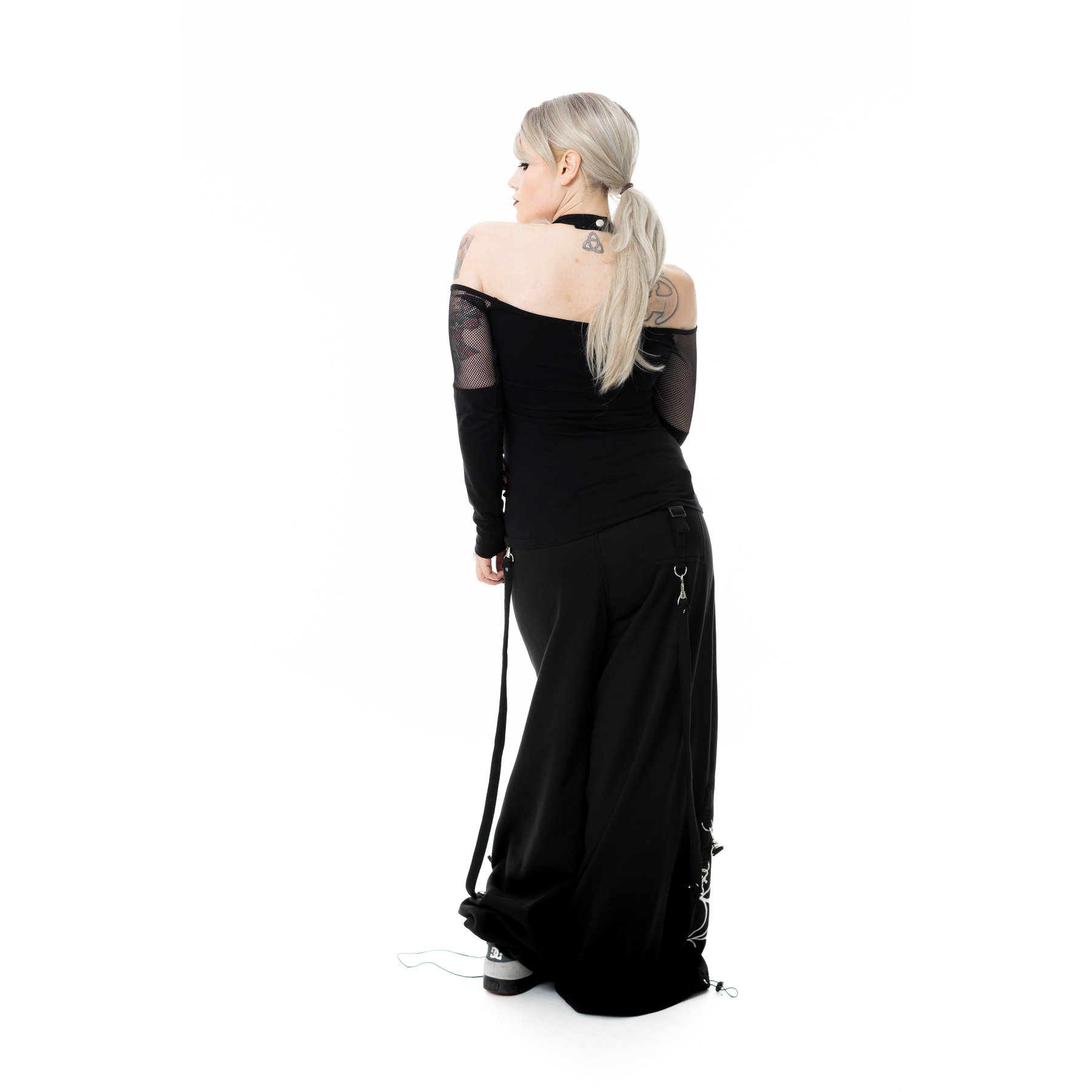 WANETA TOP – BLACK