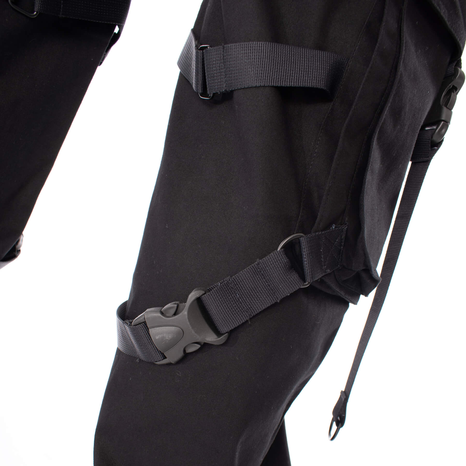 BASTIAN PANTS – BLACK