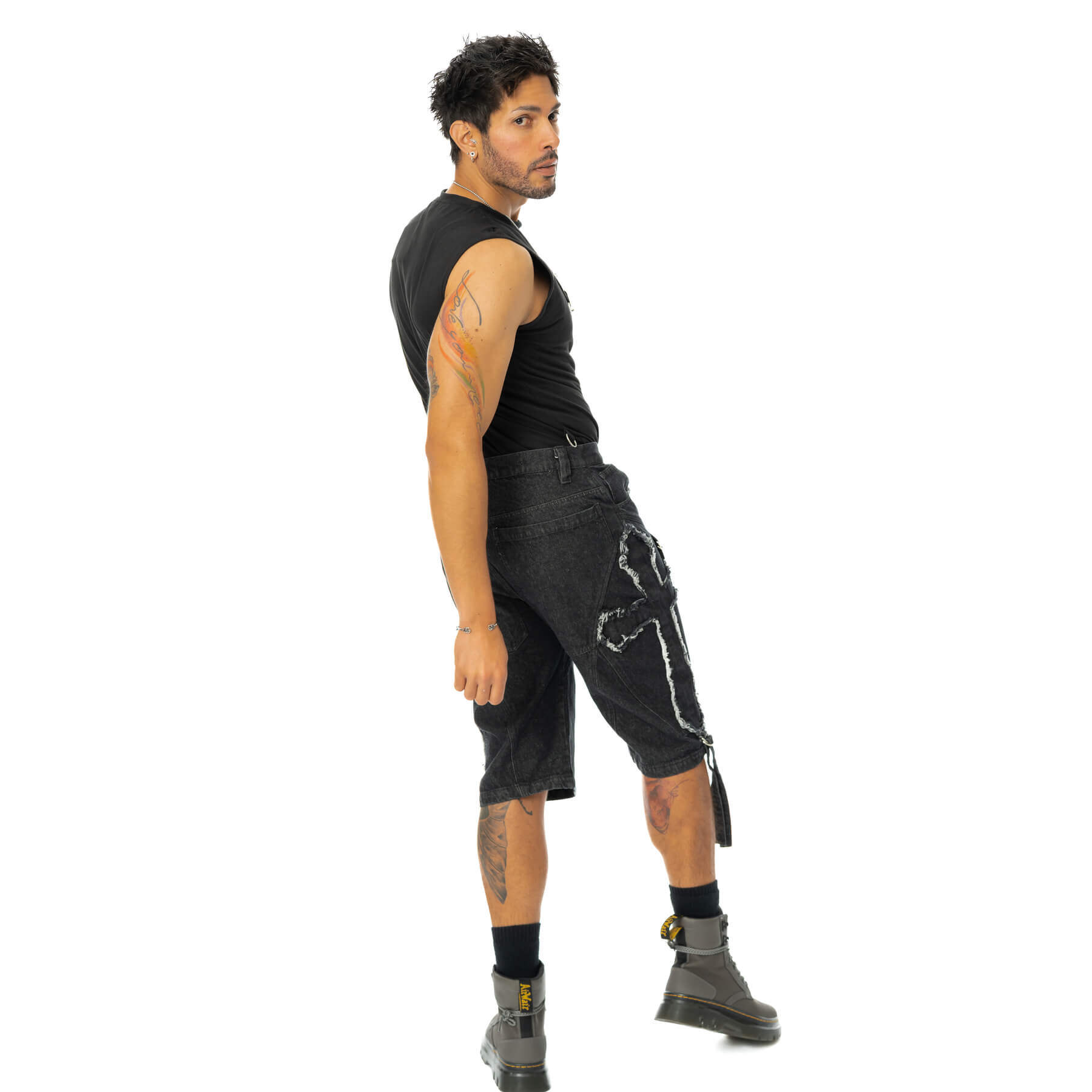 CRUX NOCTIS SHORTS – BLACK STONEWASH