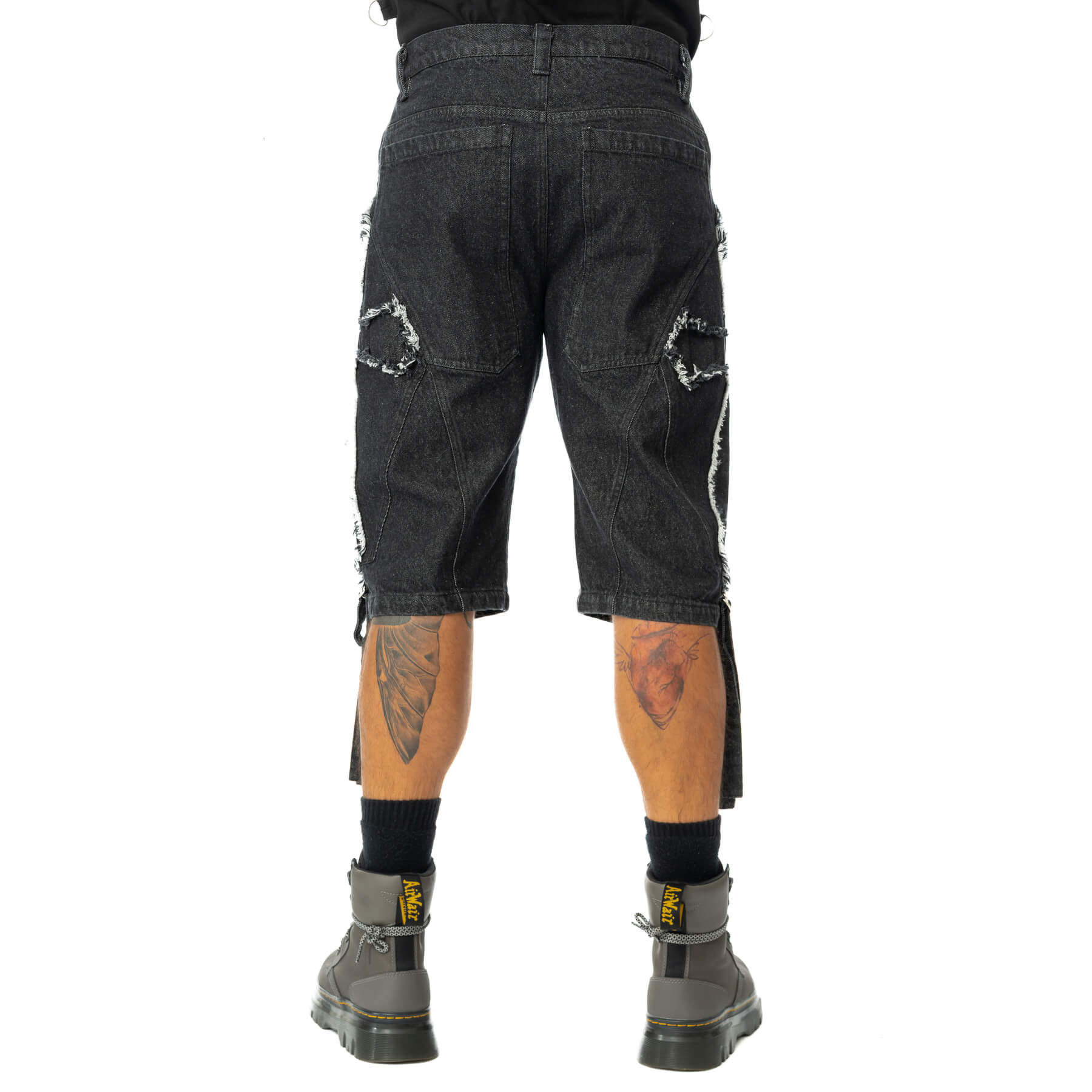 CRUX NOCTIS SHORTS – BLACK STONEWASH