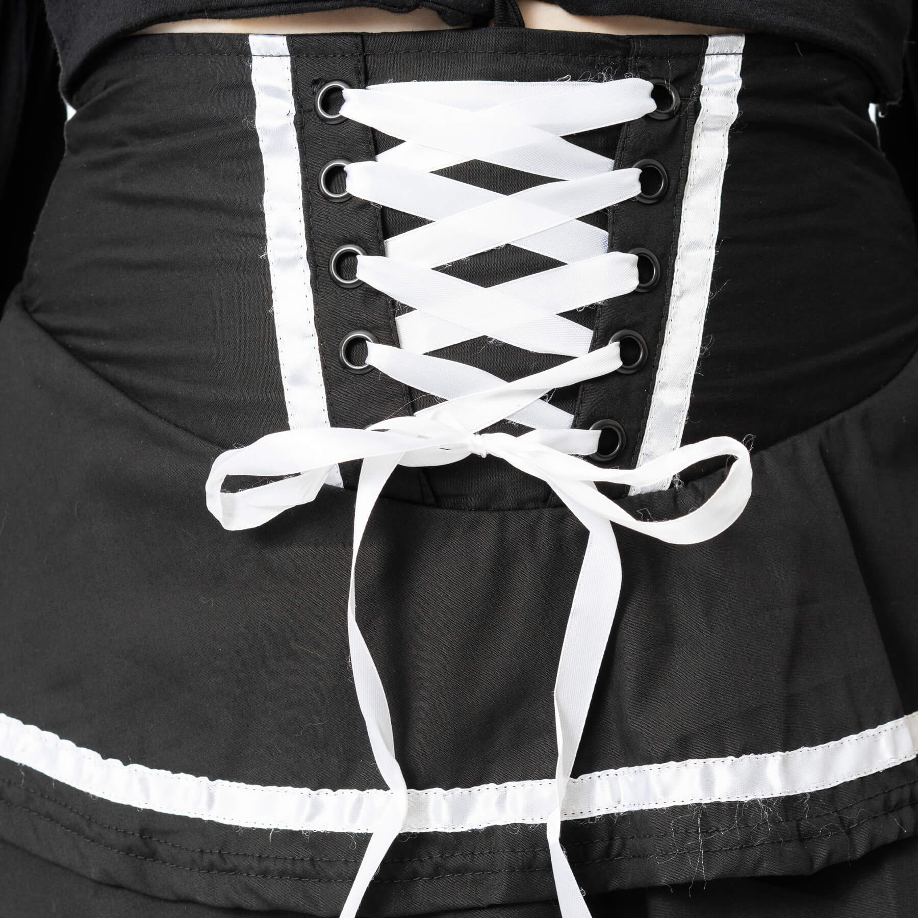 PHANTOM WALTZ SKIRT – BLACK/WHITE