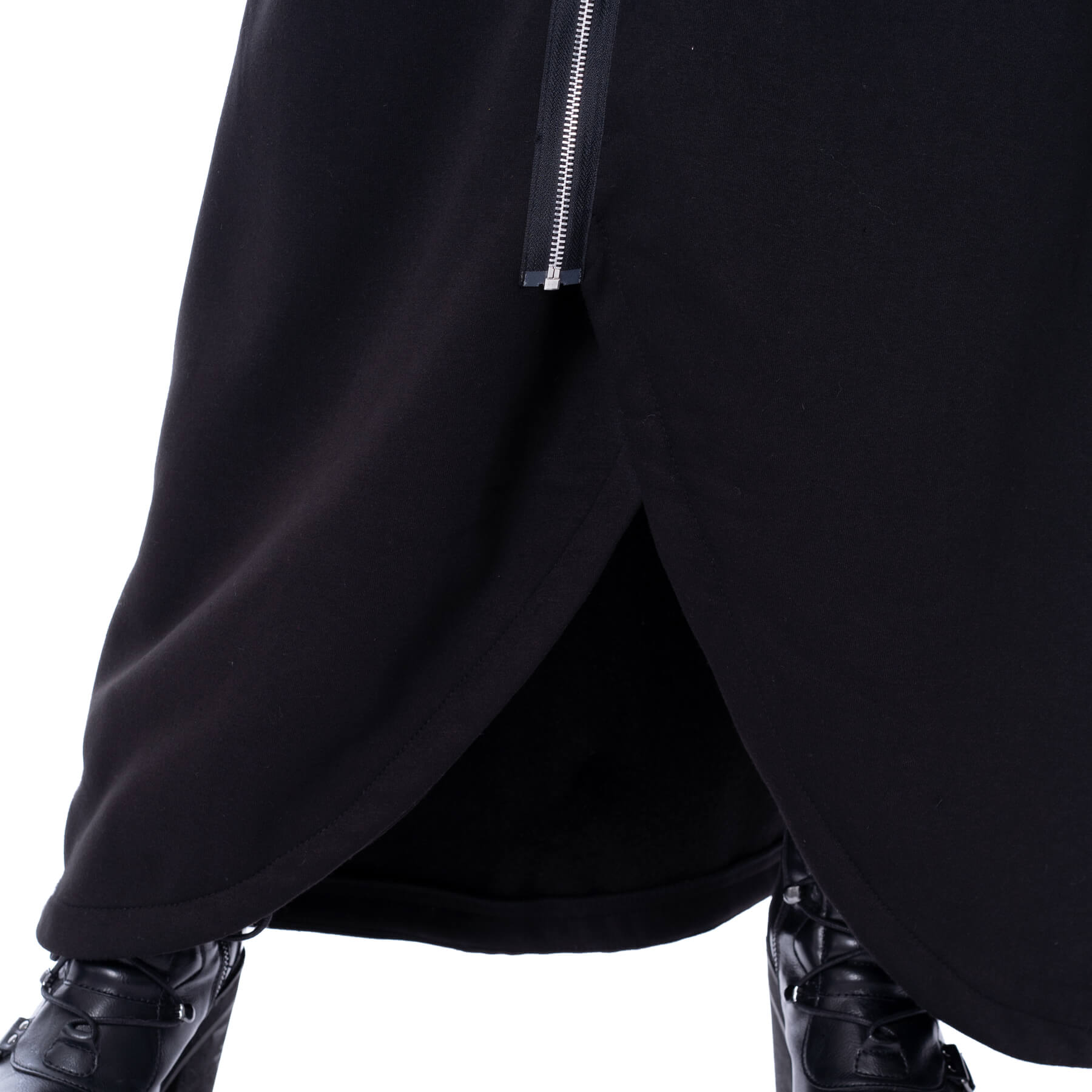 DUSKA HOOD – BLACK