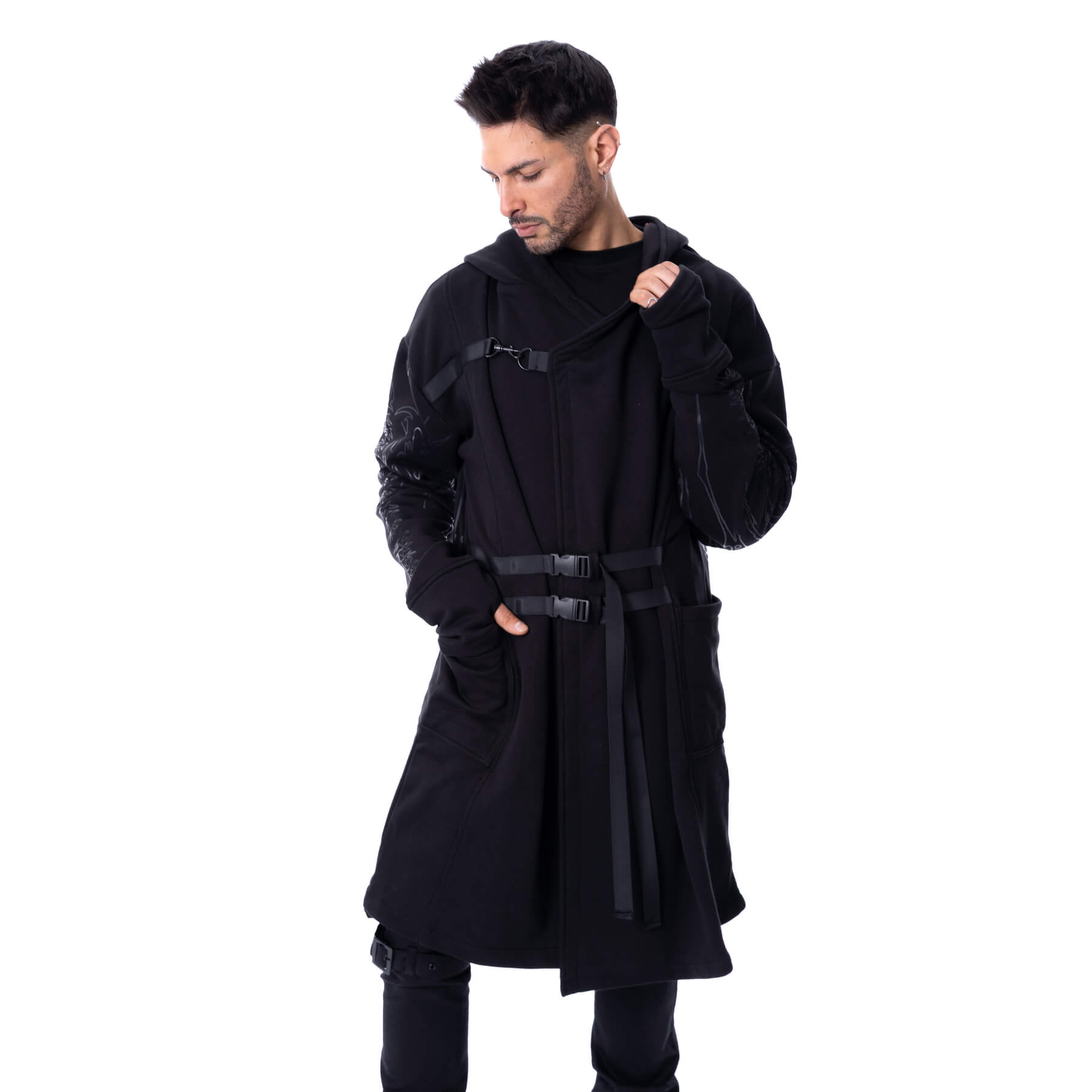 ERUBUS OVERSIZED HOOD – BLACK