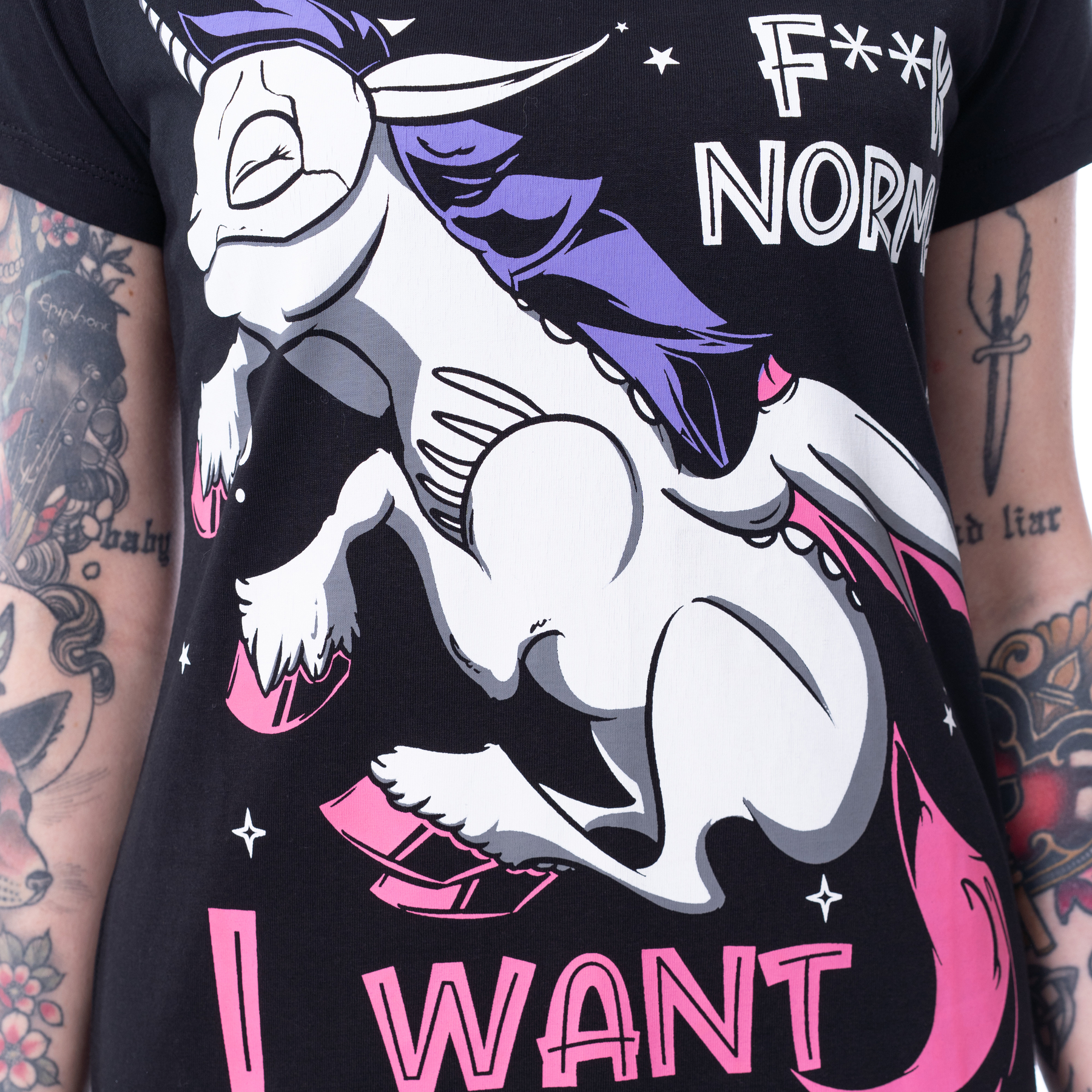 I WANT MAGIC T SHIRT – BLACK