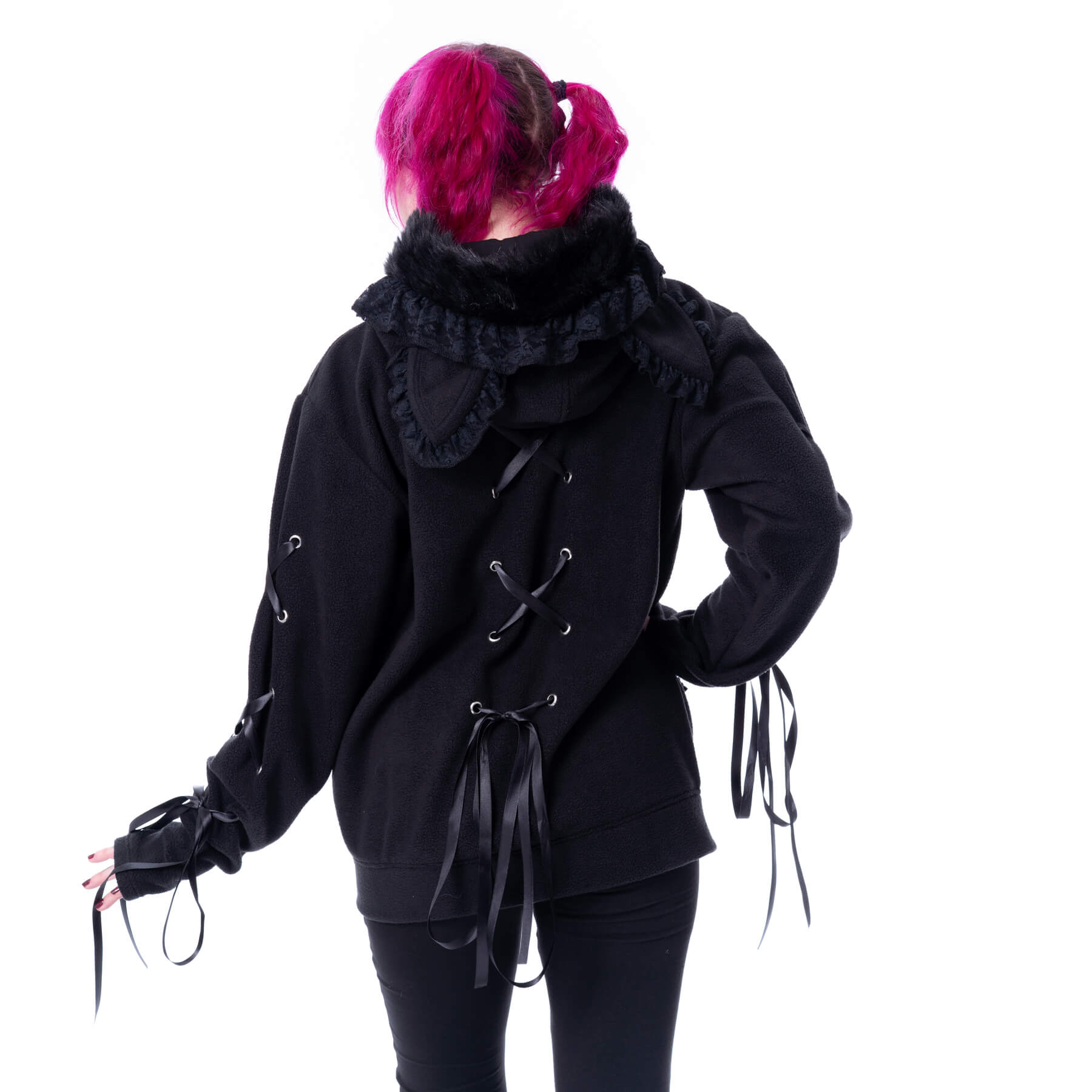 LILITH KITTY OVERSIZED HOOD – BLACK