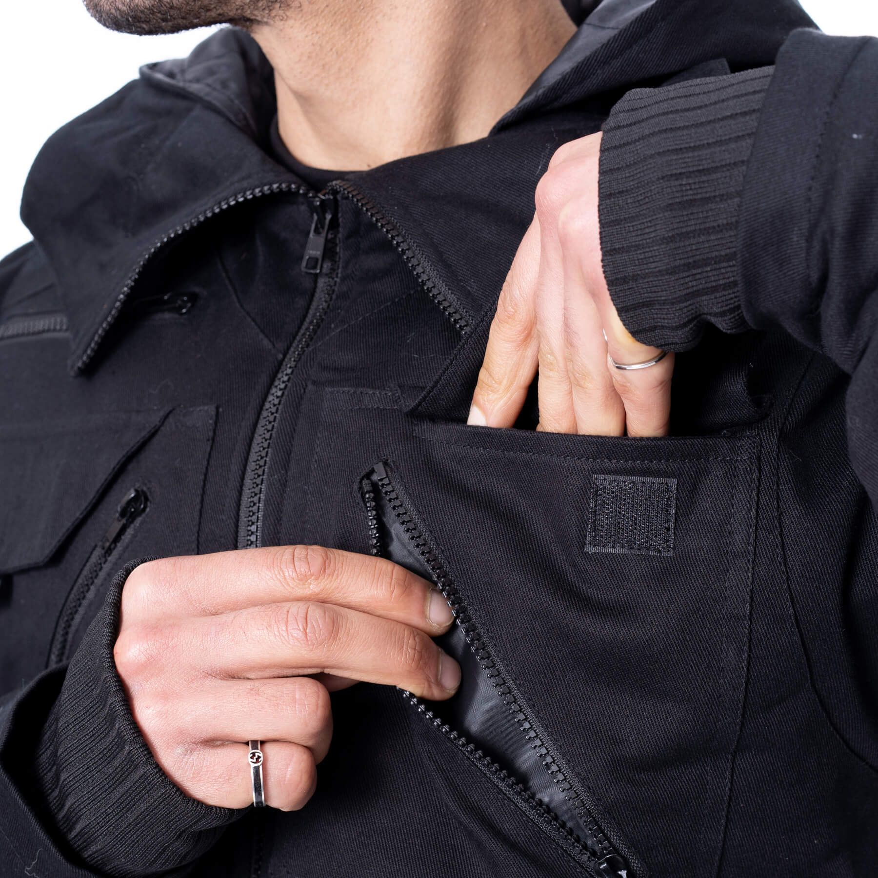 SLADE JACKET – BLACK